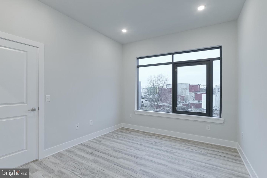 2440 Kensington Ave #304 - Photo 24