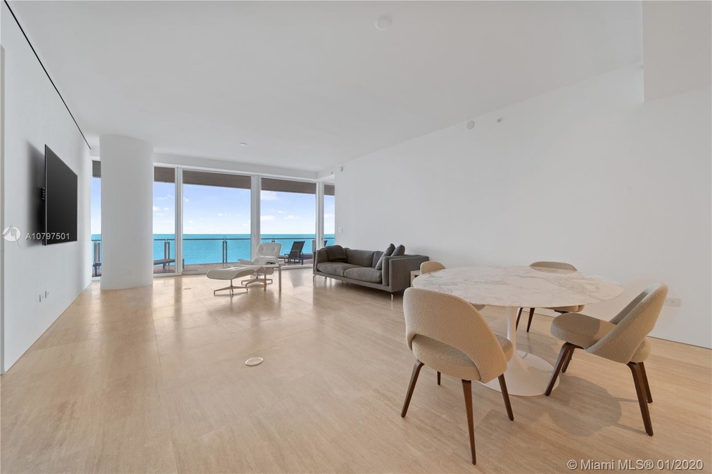 9001 Collins Ave - Photo 26