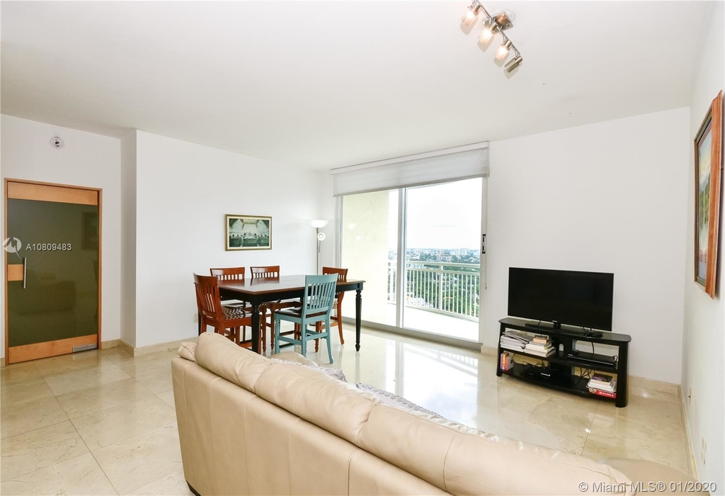 2475 Brickell Ave - Photo 9