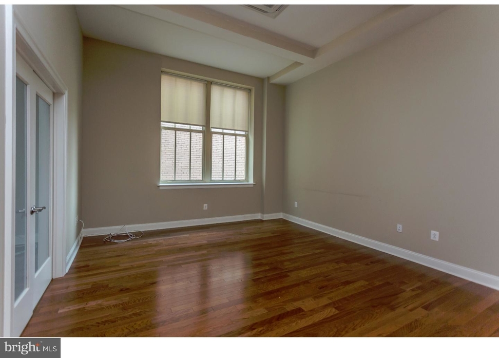 312-22 Walnut Street - Photo 2