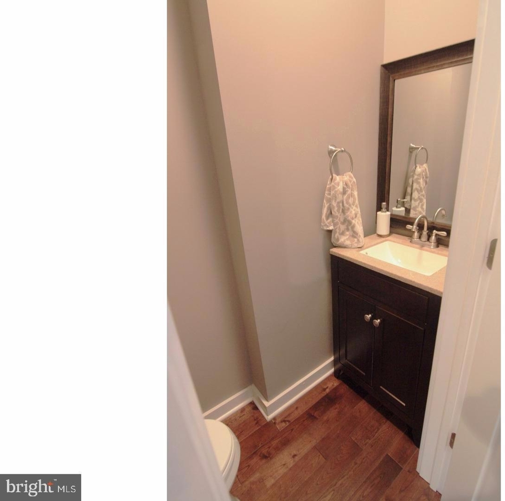 924 W College Avenue - Photo 12