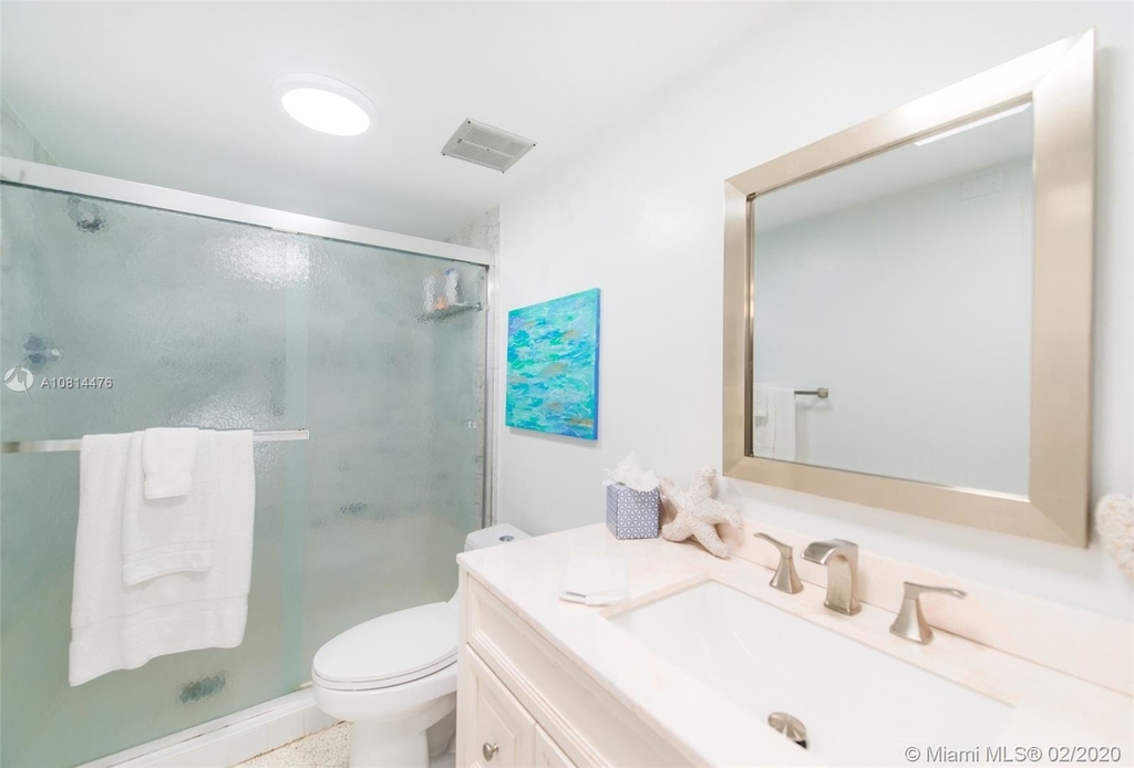 881 Ocean Dr - Photo 19