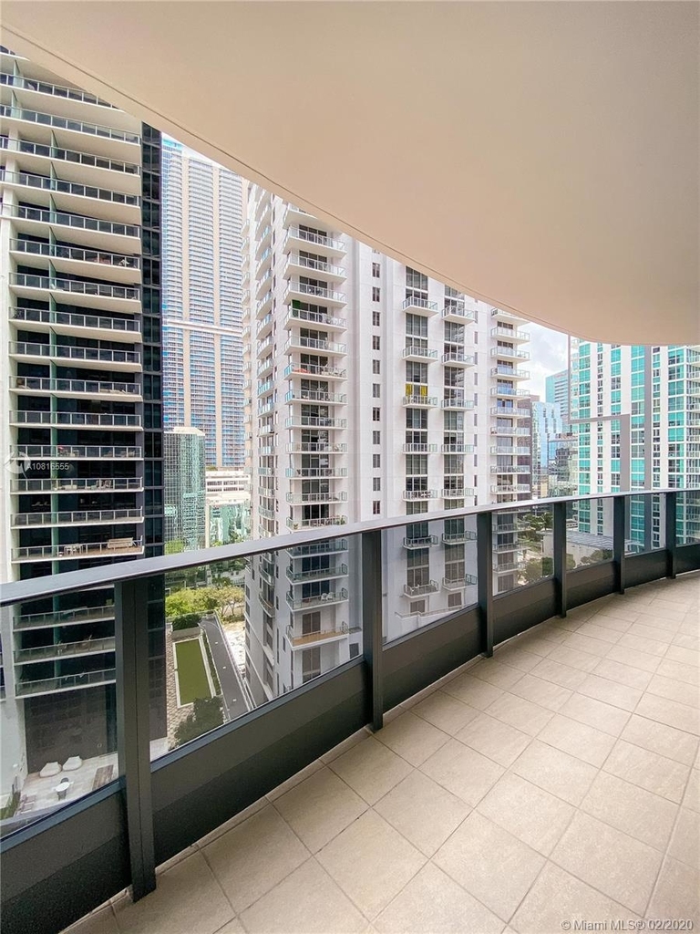 1000 Brickell Plaza - Photo 96