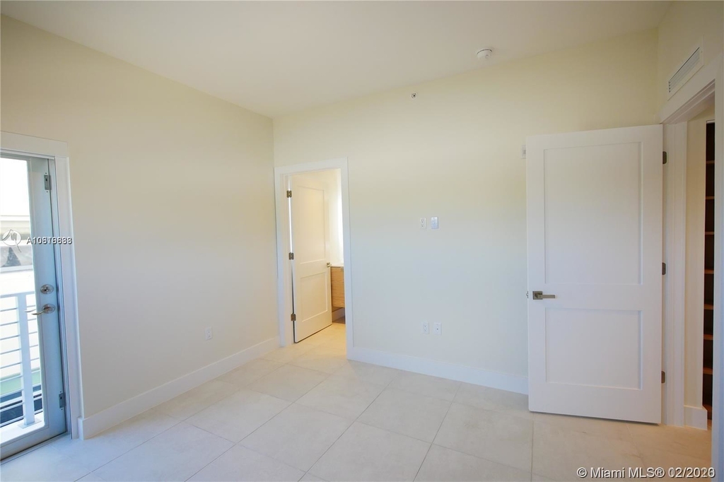 643 Jefferson Ave - Photo 15