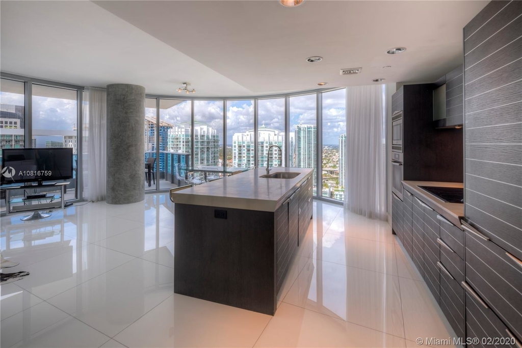 200 Biscayne Boulevard Way - Photo 7