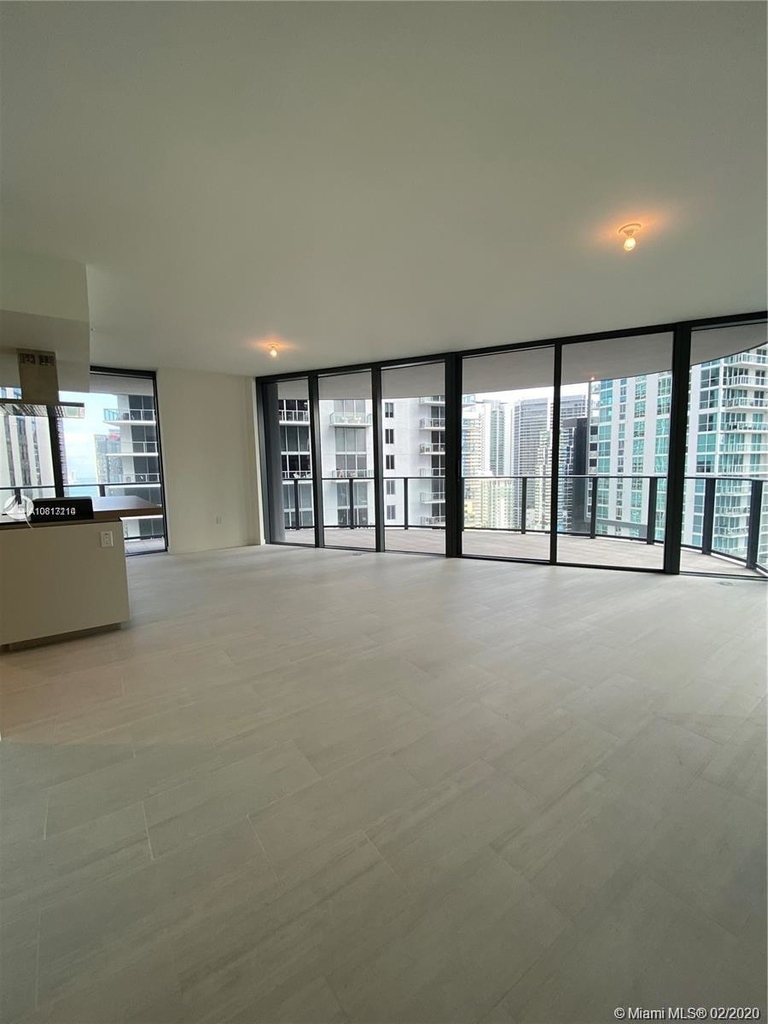 1000 Brickell Plaza - Photo 11