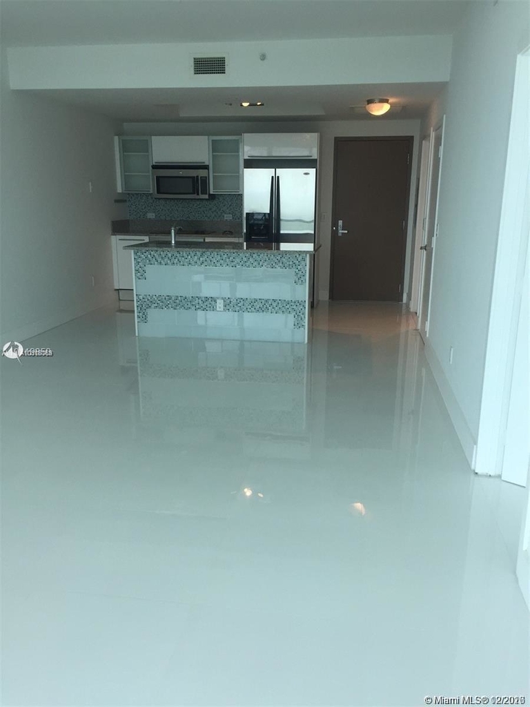 888 Biscayne Blvd - Photo 3