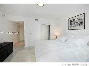 200 Biscayne Boulevard Way - Photo 2