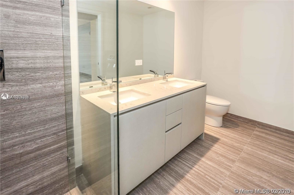 1010 Brickell - Photo 21