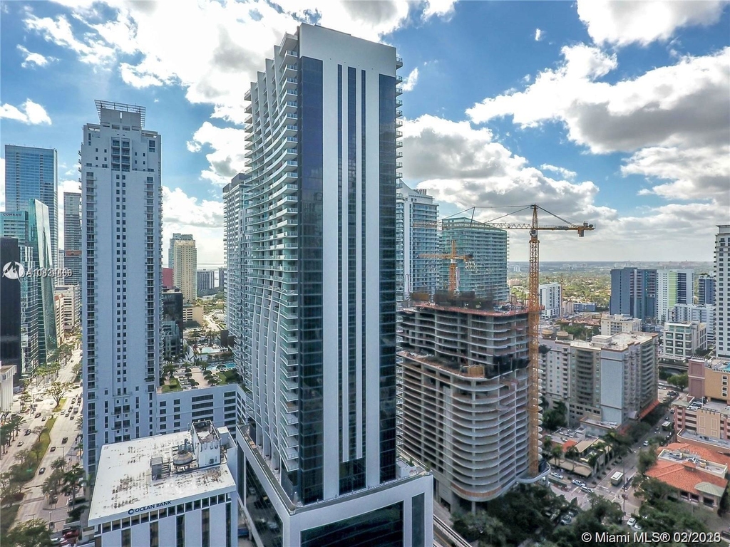 1010 Brickell - Photo 20