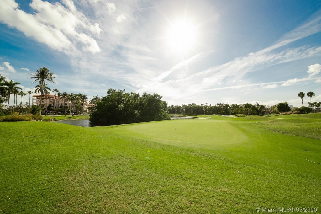 7954 Fisher Island Dr - Photo 56