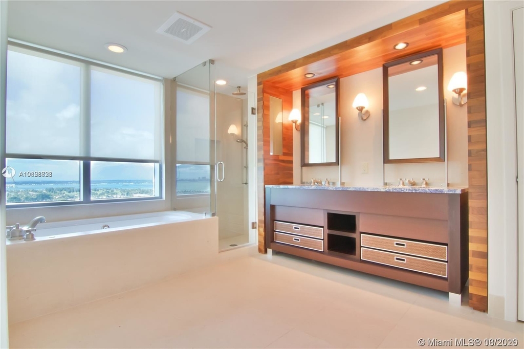 6899 Collins Ave - Photo 11