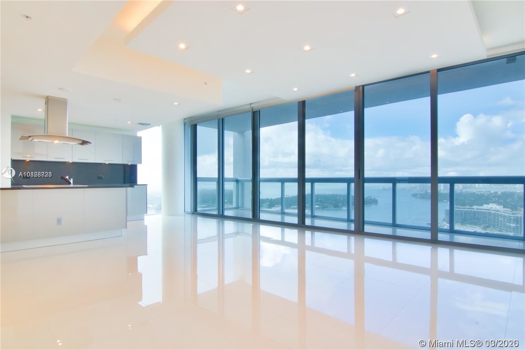 6899 Collins Ave - Photo 8