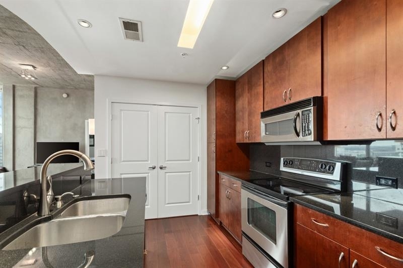 860 Peachtree Street - Photo 4