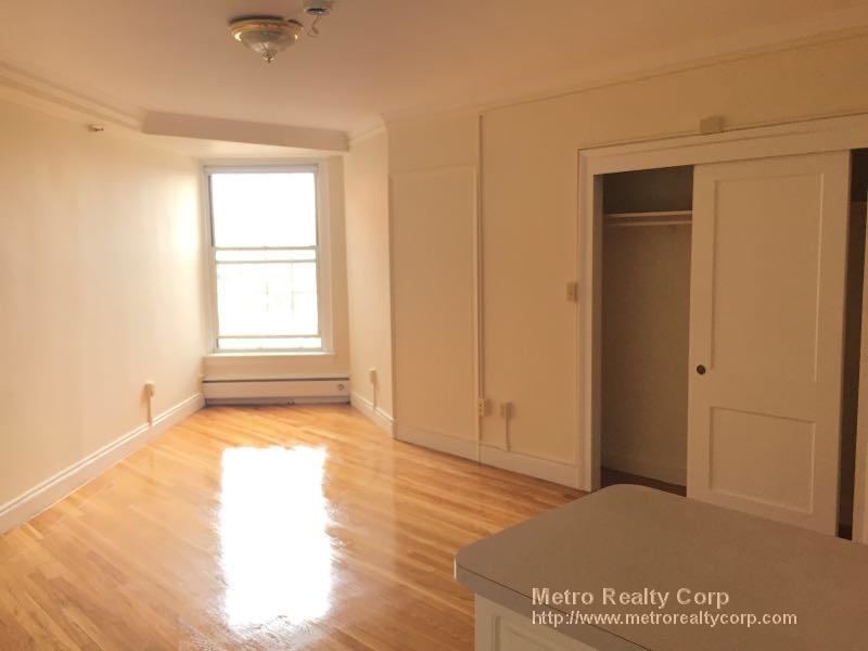 1284 Beacon St. - Photo 0