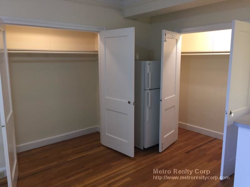 1284 Beacon St. - Photo 2