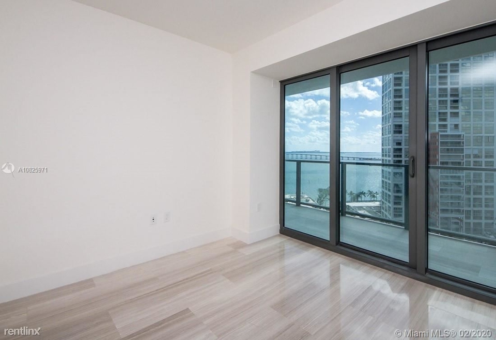 1451 Brickell Ave Unit 1403 - Photo 5