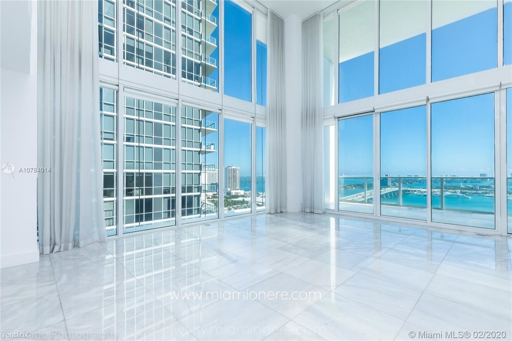 1040 Biscayne Blvd Apt 2104 - Photo 8