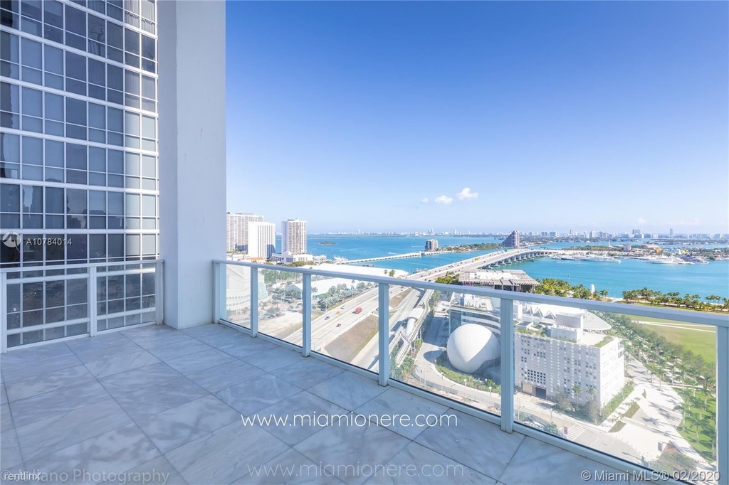 1040 Biscayne Blvd Apt 2104 - Photo 48