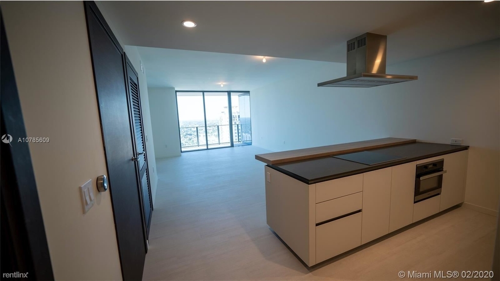 1000 Brickell Plz Unit 3411 - Photo 3