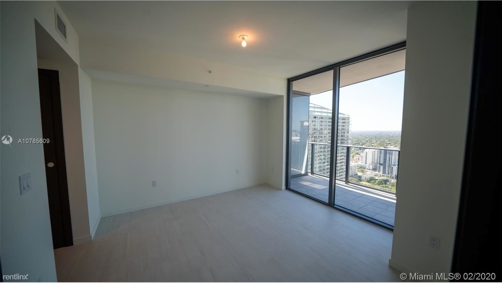 1000 Brickell Plz Unit 3411 - Photo 19