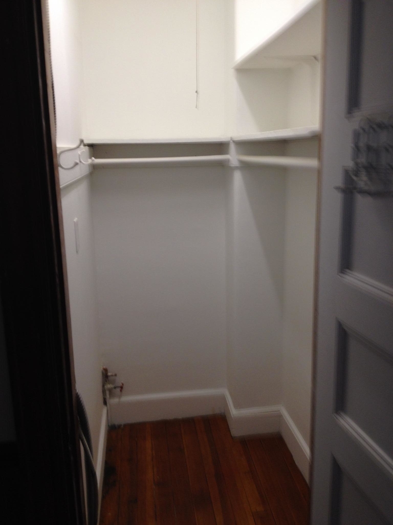 79 Brook St. - Photo 6