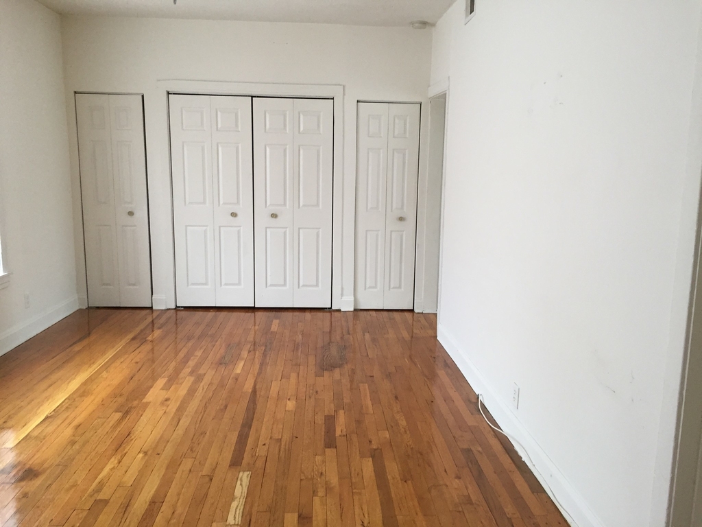 3523 Broadway - Photo 5