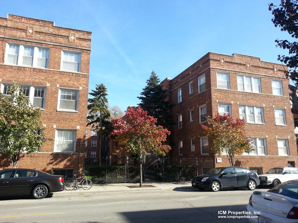 3523 Broadway - Photo 2