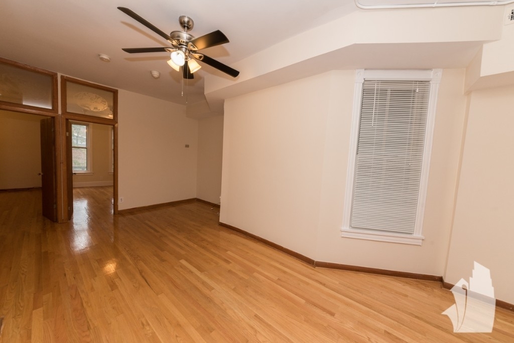 1208 West Wrightwood Ave. - Photo 5