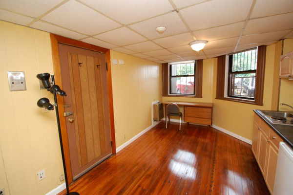 506 Beacon St. - Photo 1