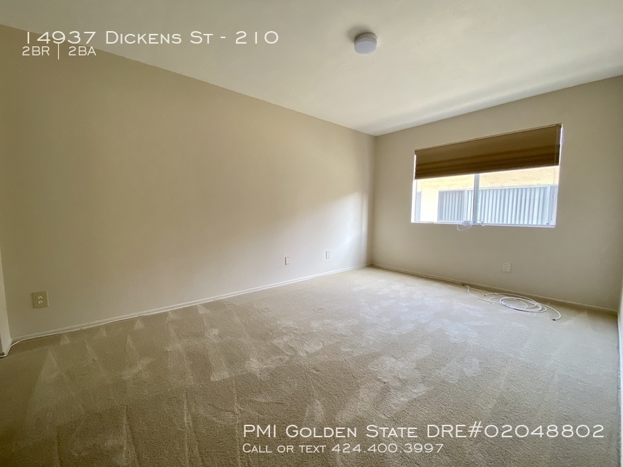 14937 Dickens St - Photo 13