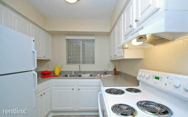 1202 Seagler Road - Photo 9