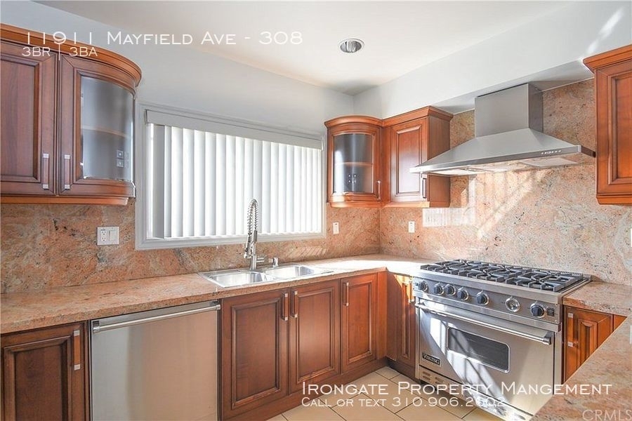 11911 Mayfield Ave - Photo 15