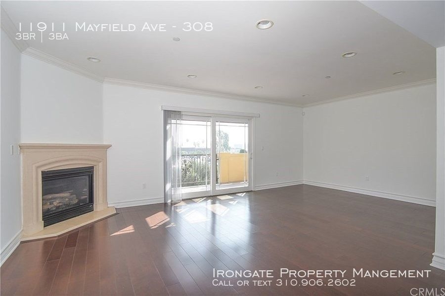 11911 Mayfield Ave - Photo 8