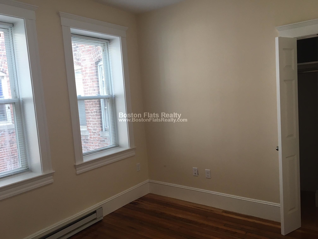 883 Huntington Ave. - Photo 15