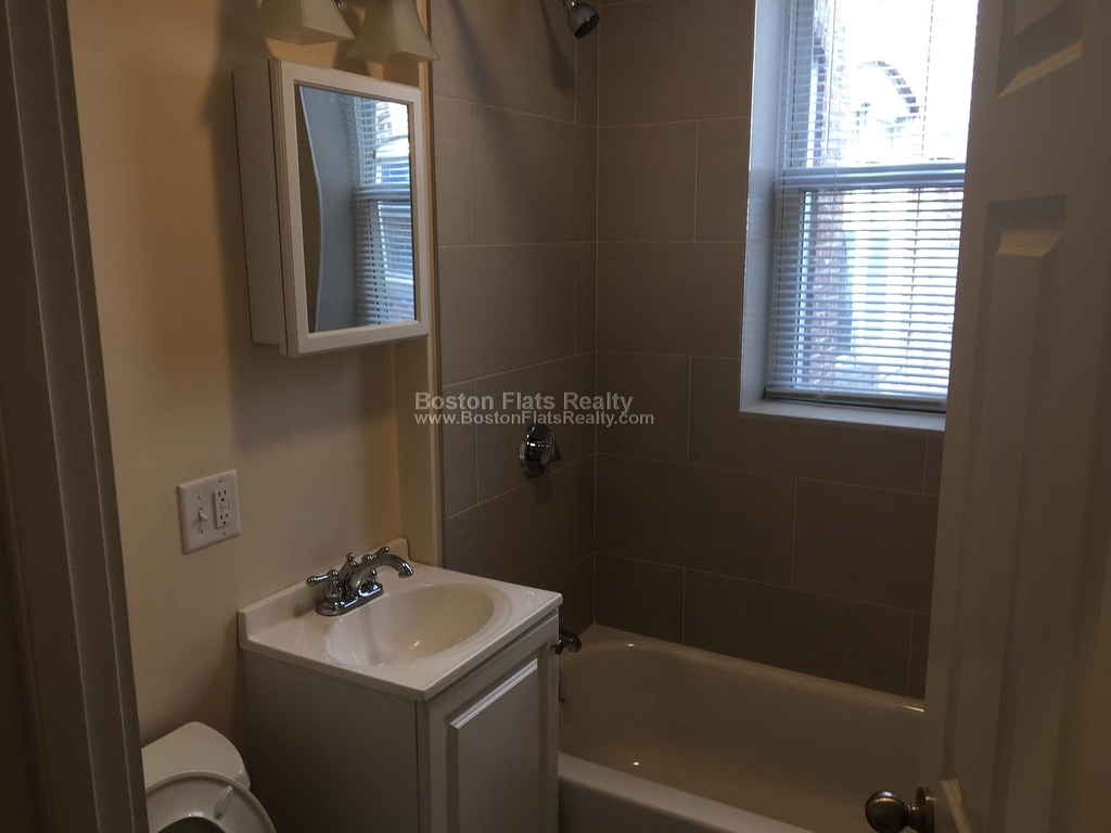 883 Huntington Ave. - Photo 12