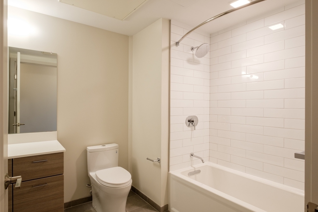 455 Harvard, Unit 301 - Photo 5