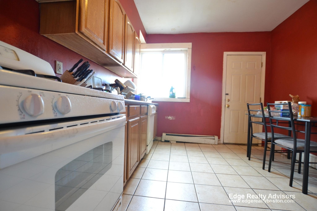 22 Wadsworth St. - Photo 2