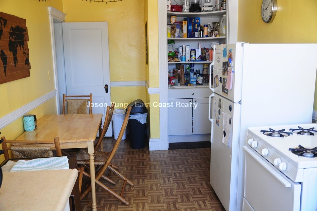 238 Hemenway St. - Photo 11