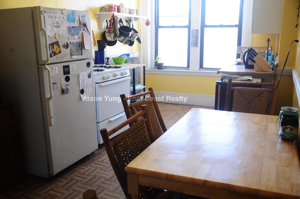 238 Hemenway St. - Photo 9