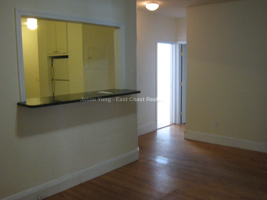 54 Egmont St. - Photo 6