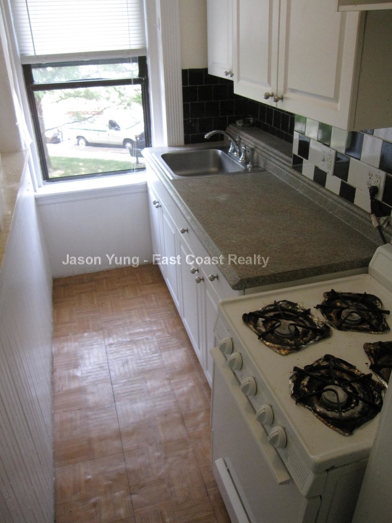 409 Huntington Ave. - Photo 2