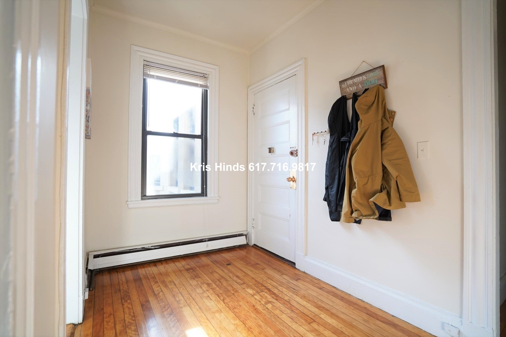 72 Gardner St. - Photo 5