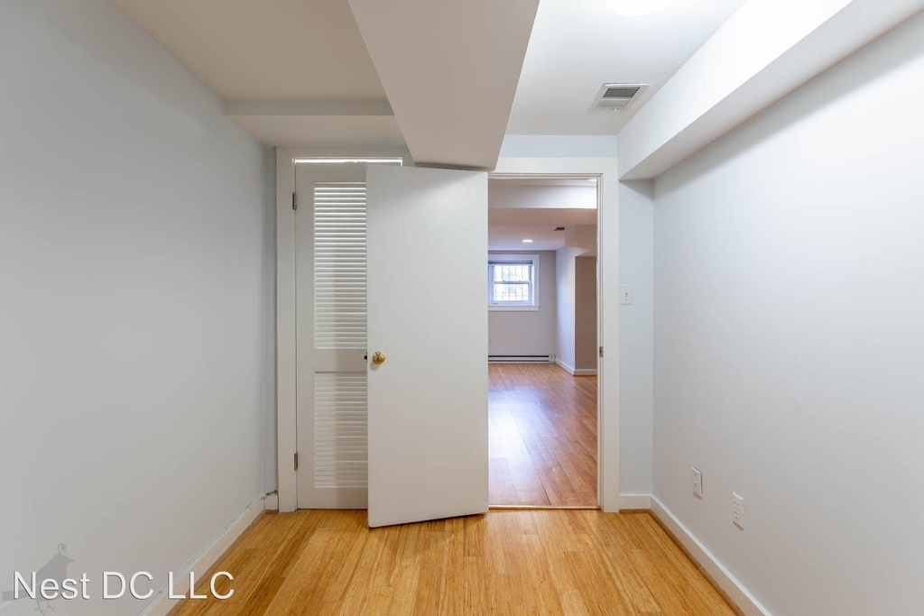 1602 Hobart Street Nw - Photo 24