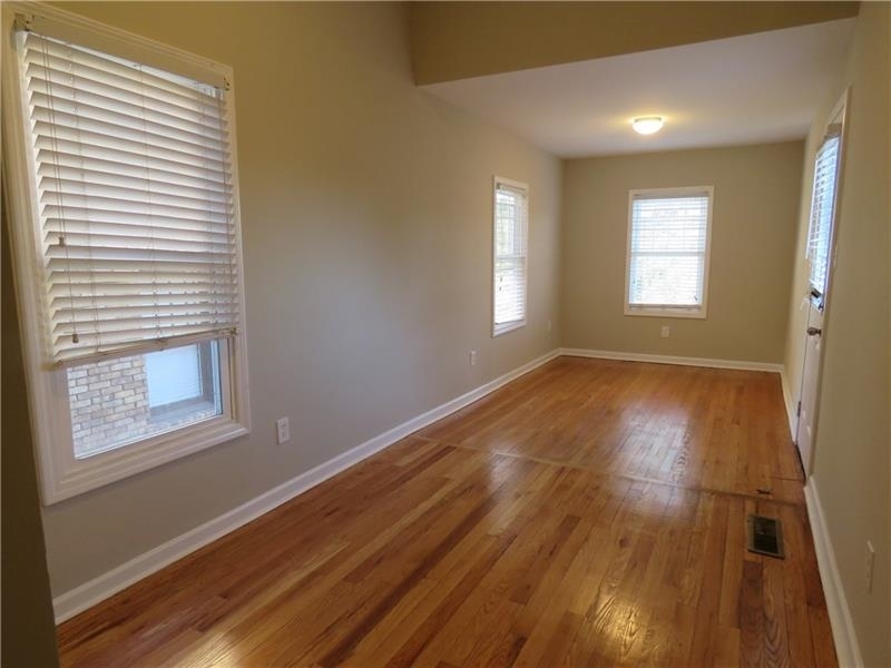 655 Kennesaw Avenue Ne - Photo 4