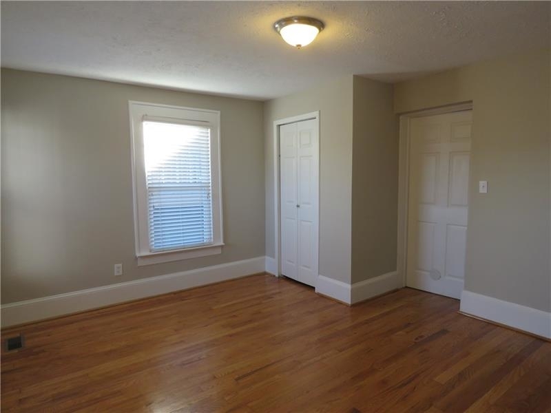 655 Kennesaw Avenue Ne - Photo 9