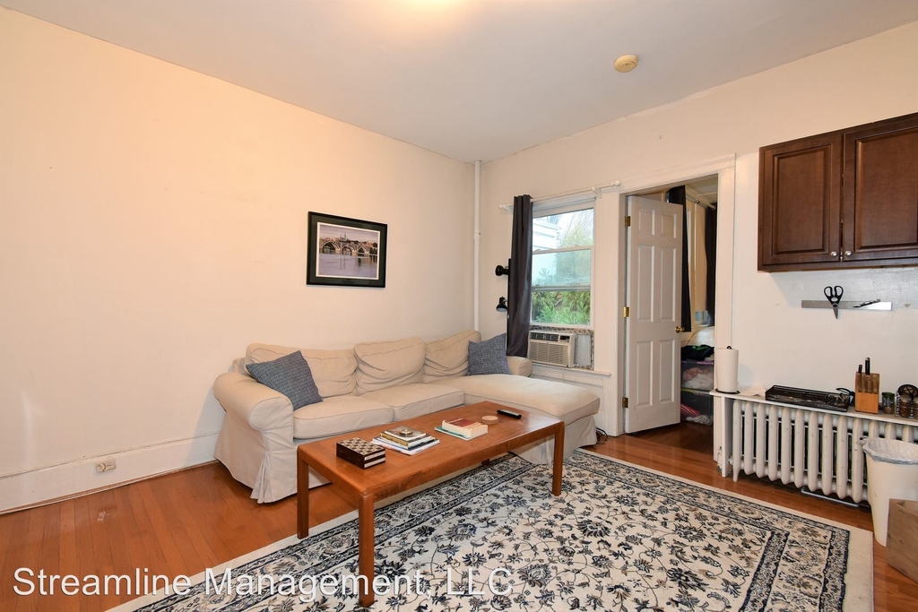 2729 Connecticut Ave Nw - Photo 2