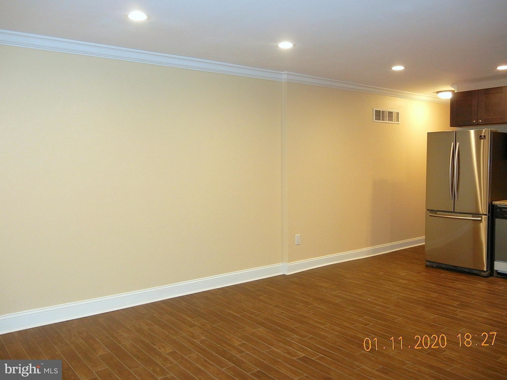 1003 Tasker Street - Photo 18