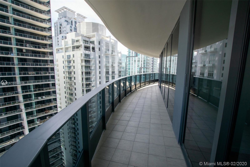 1000 Brickell Plaza - Photo 38