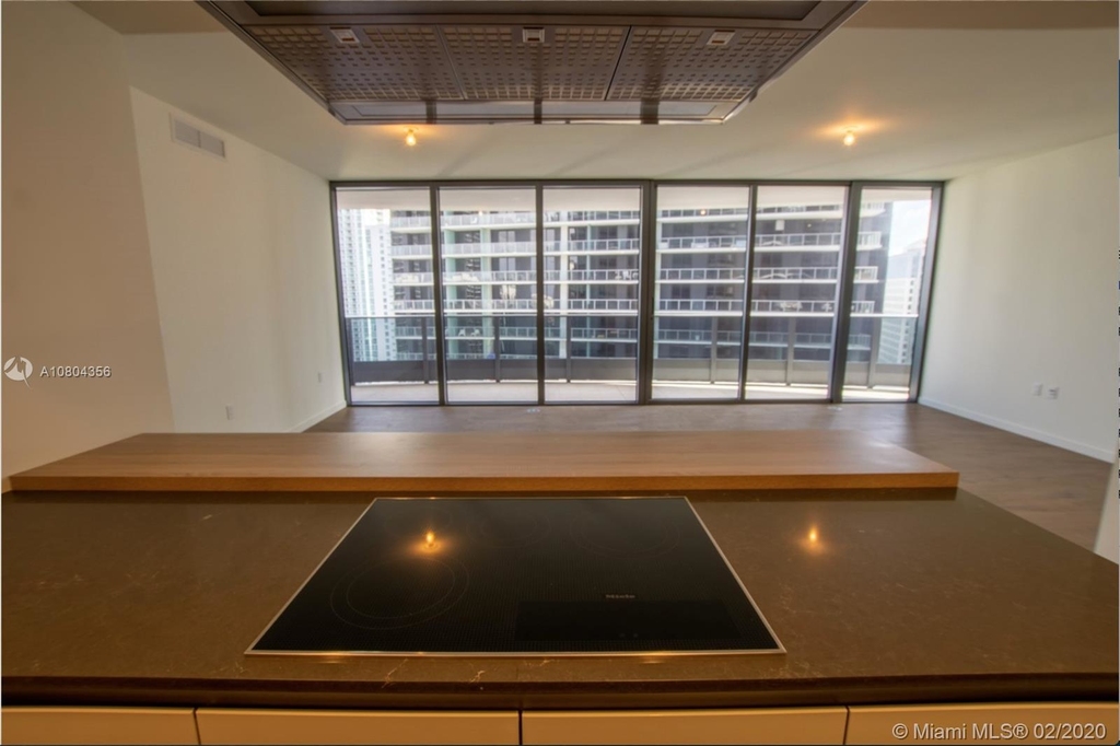 1000 Brickell Plaza - Photo 23